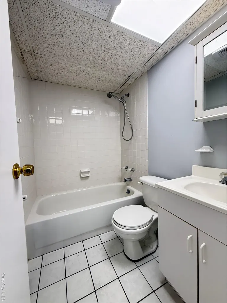 1003 Steele Boulevard Baldwin NY 11510