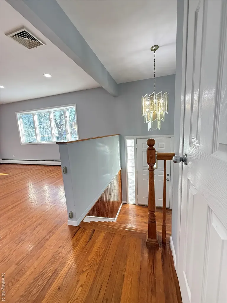 1003 Steele Boulevard Baldwin NY 11510