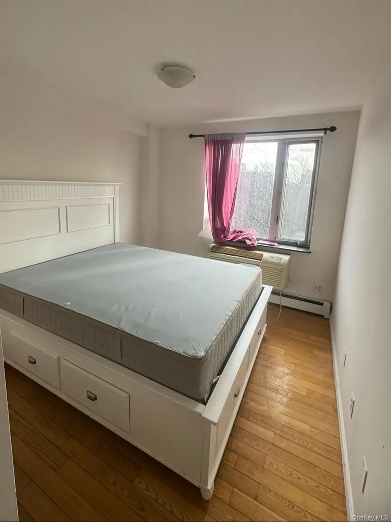 132-03 Sanford Avenue Flushing NY 11355