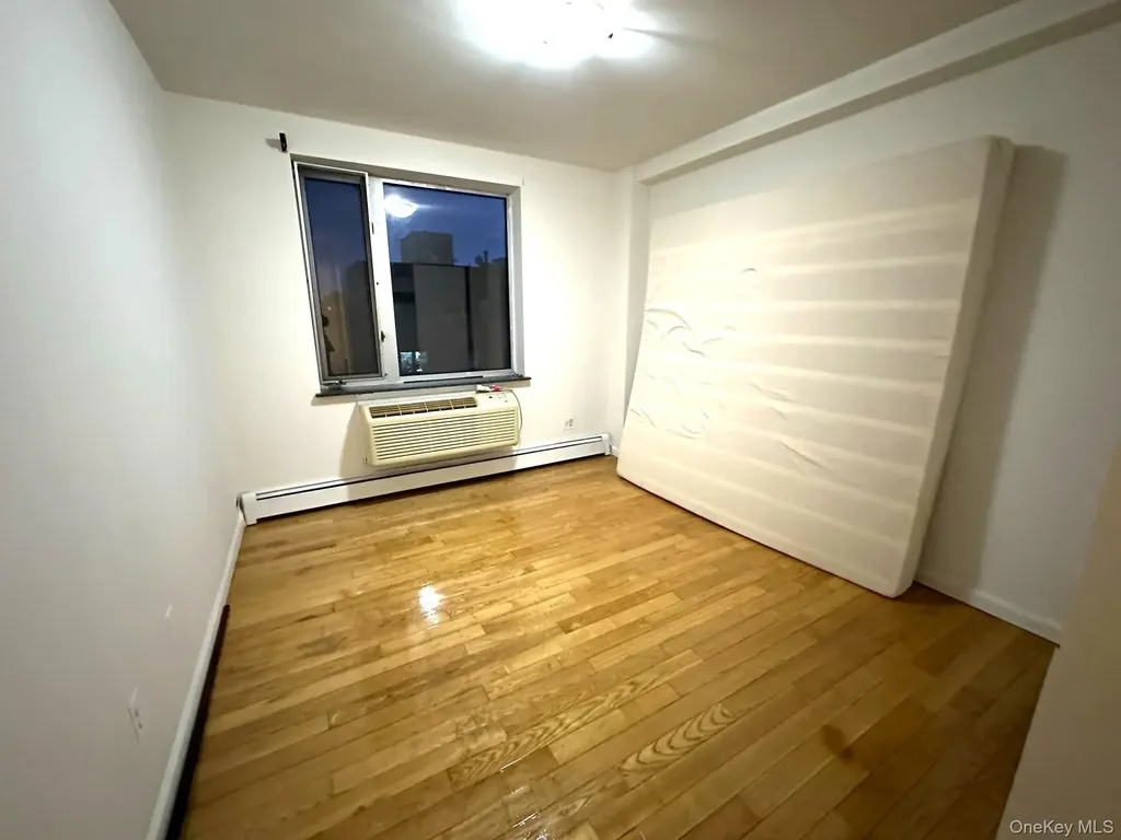 132-03 Sanford Avenue Flushing NY 11355