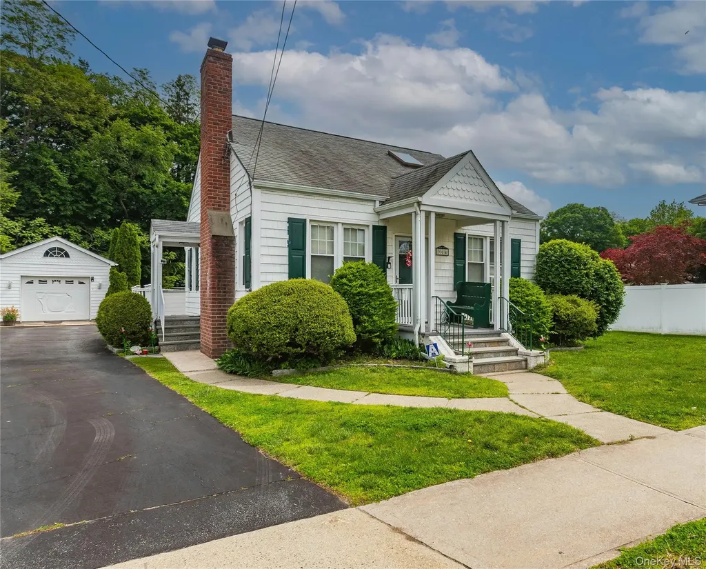 964 Pemart Avenue Peekskill NY 10566