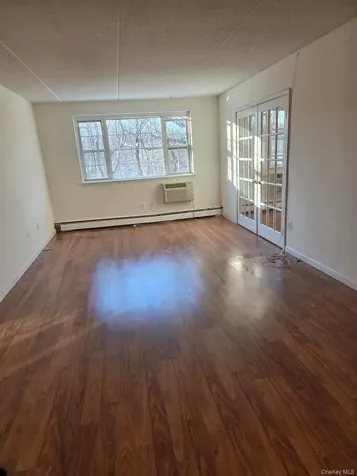 2 Consulate Drive Eastchester NY 10707