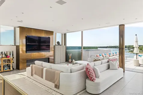2 A West Water Street Sag Harbor NY 11963