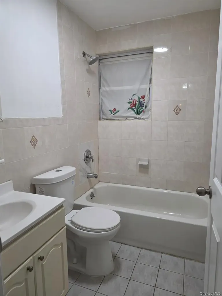 400 Crescent Street Brooklyn NY 11208