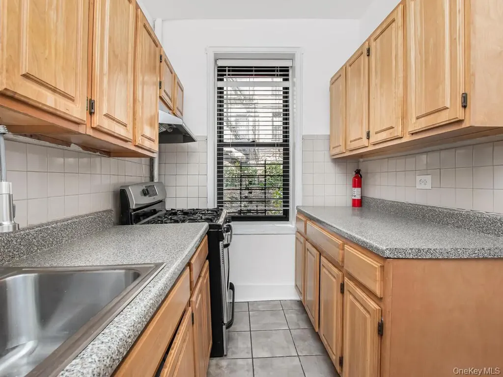 764 Brady Avenue Bronx NY 10462