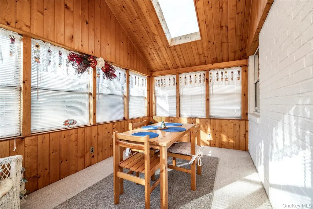 148 Amherst Road Valley Stream NY 11581