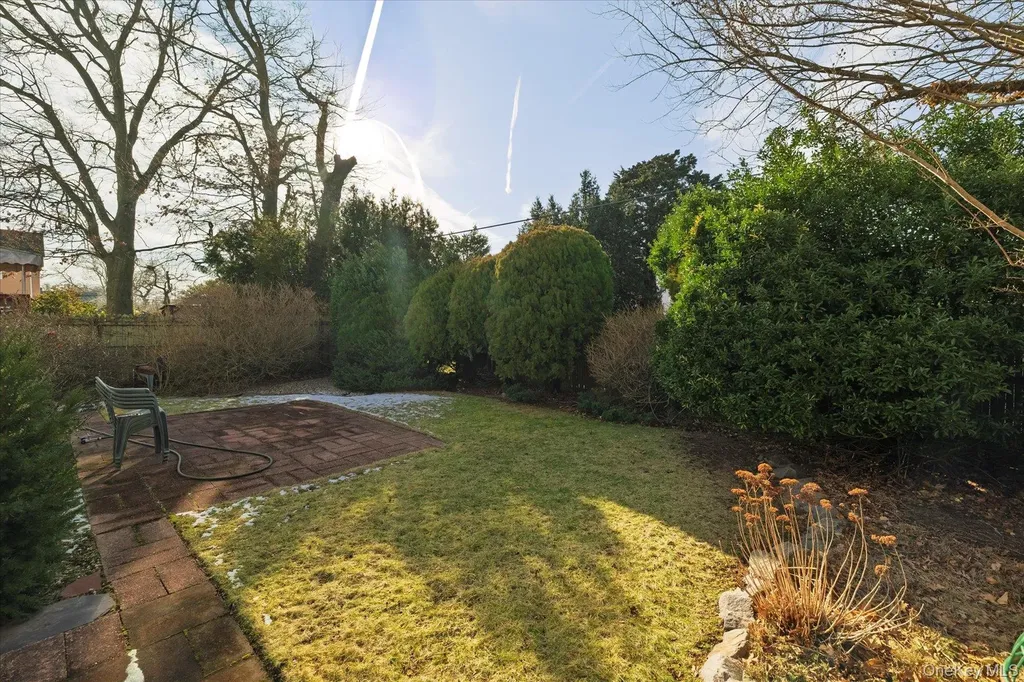 148 Amherst Road Valley Stream NY 11581