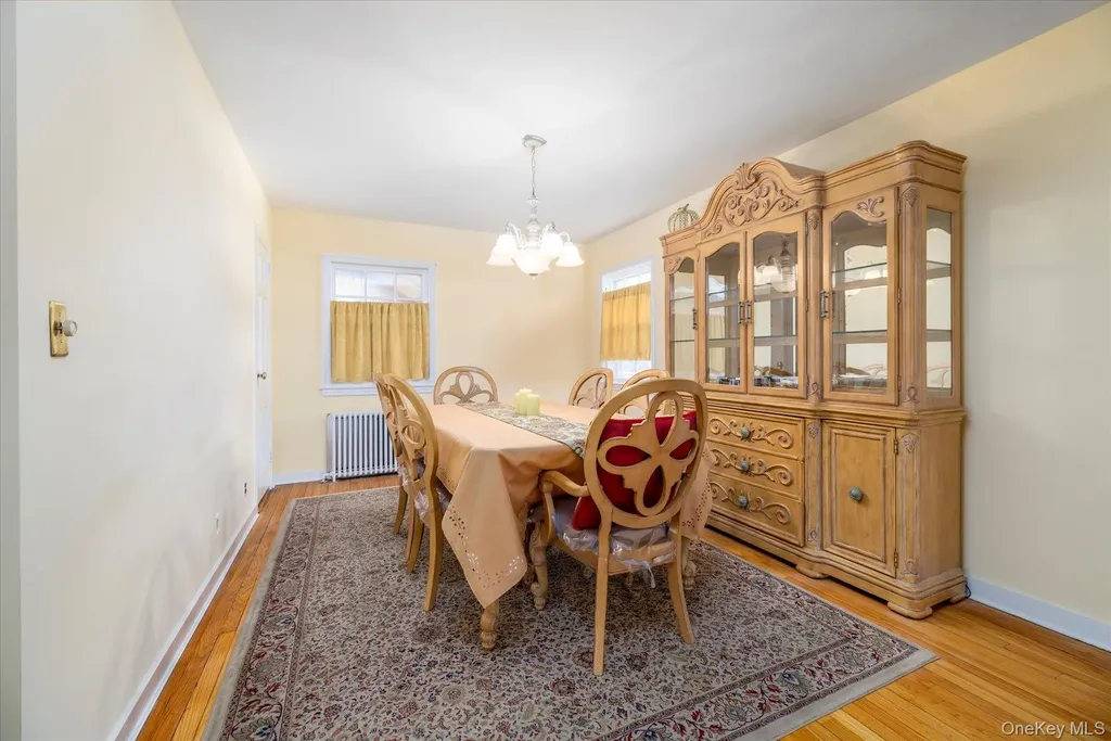 148 Amherst Road Valley Stream NY 11581