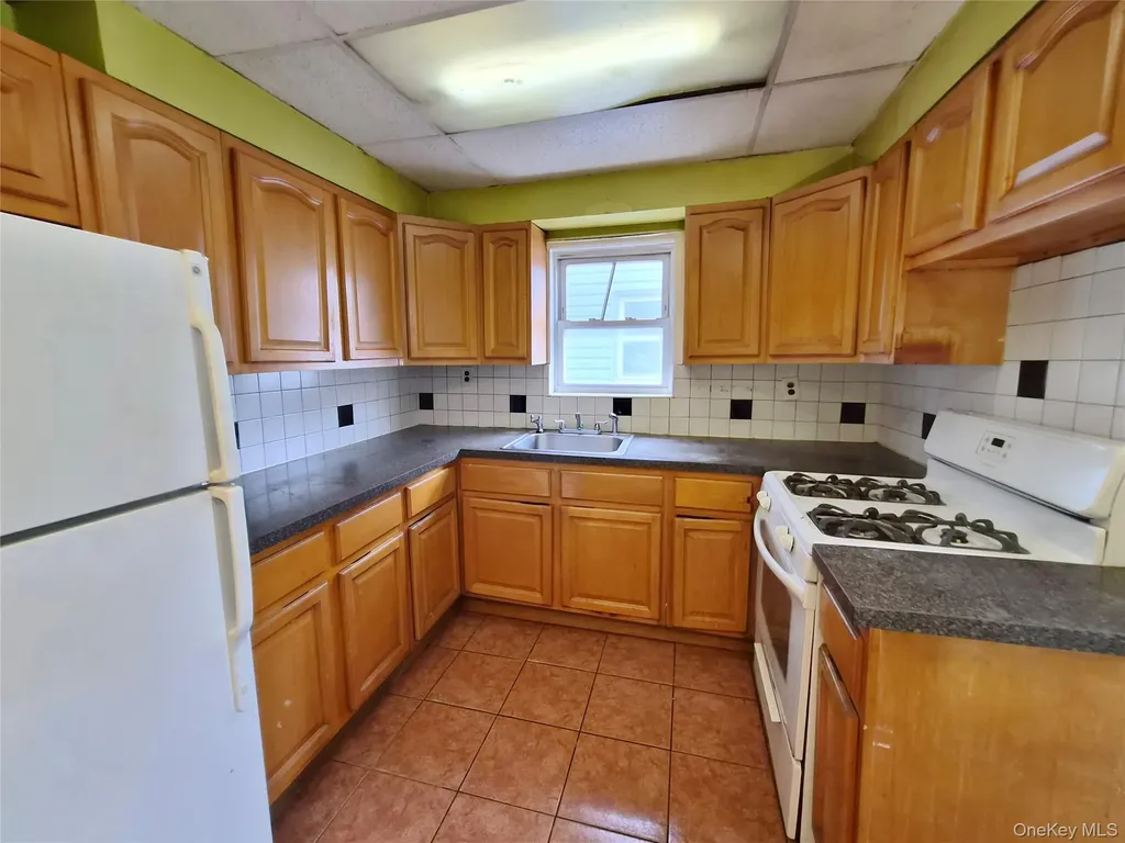 17343 103rd Road Jamaica NY 11433