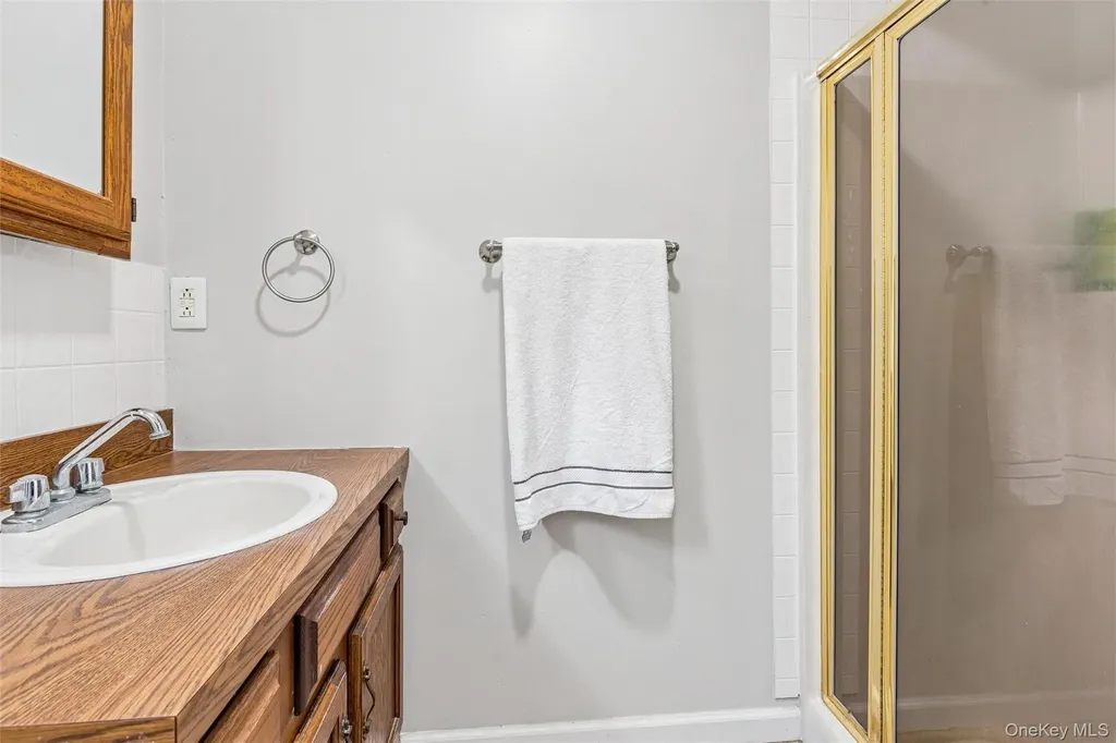 9 Almike Drive Centereach NY 11720