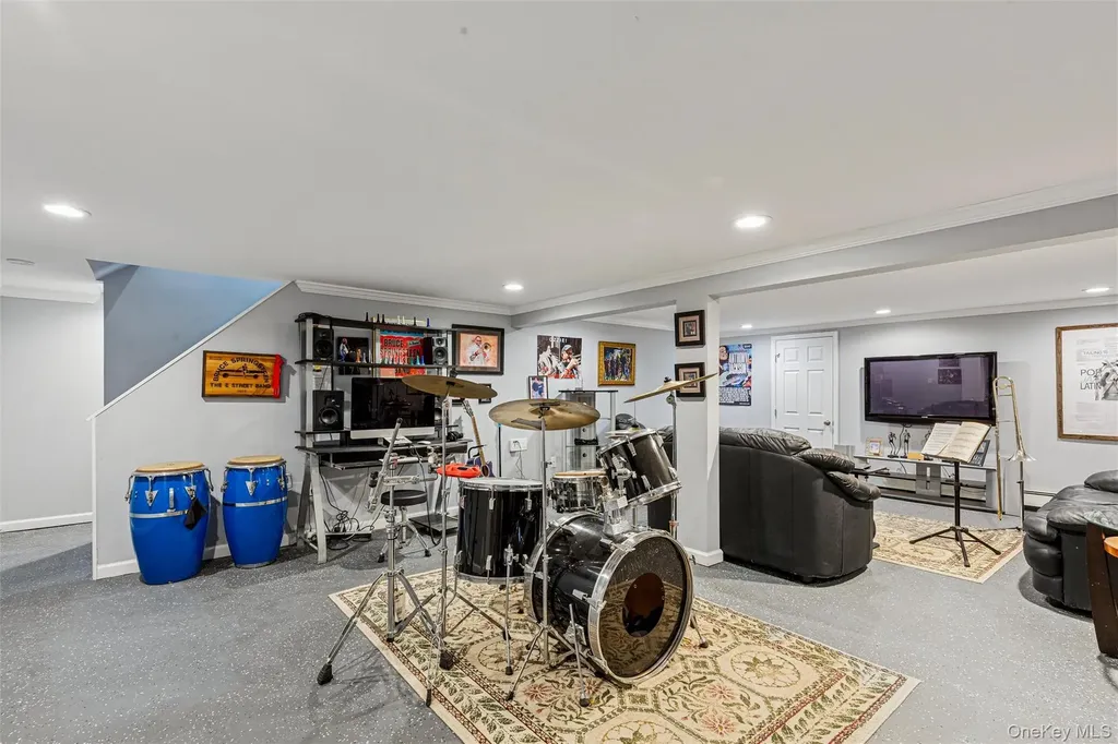 9 Almike Drive Centereach NY 11720