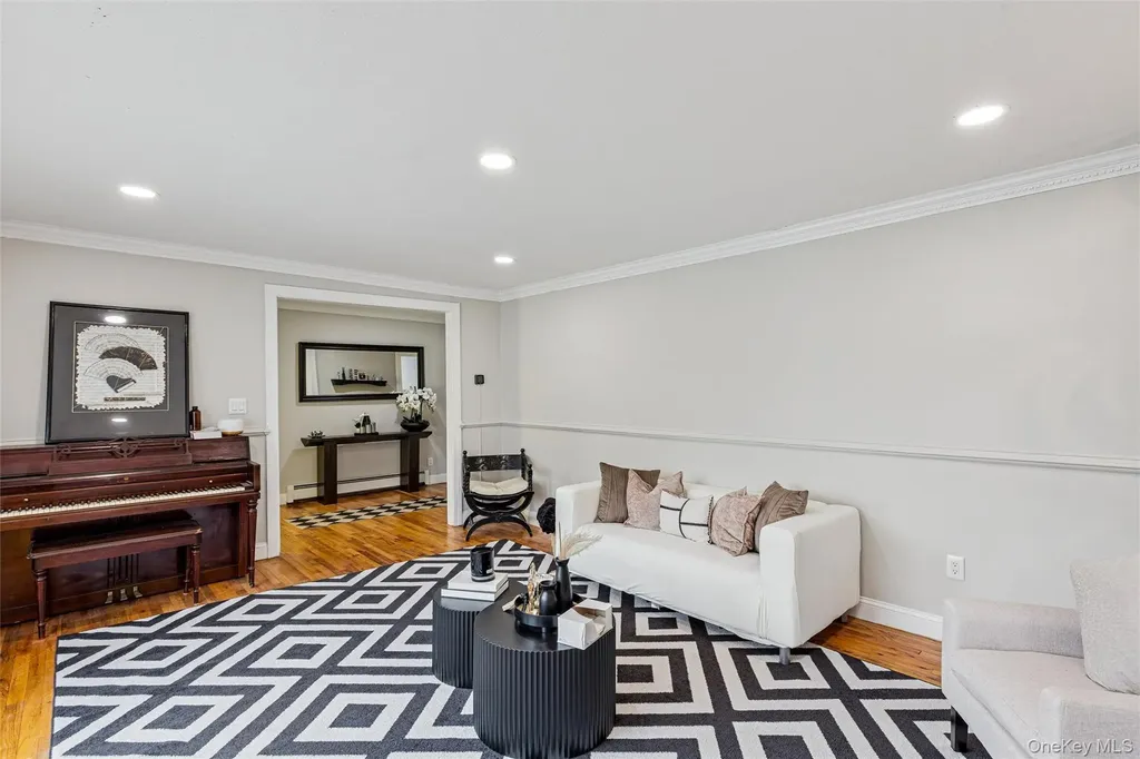 9 Almike Drive Centereach NY 11720