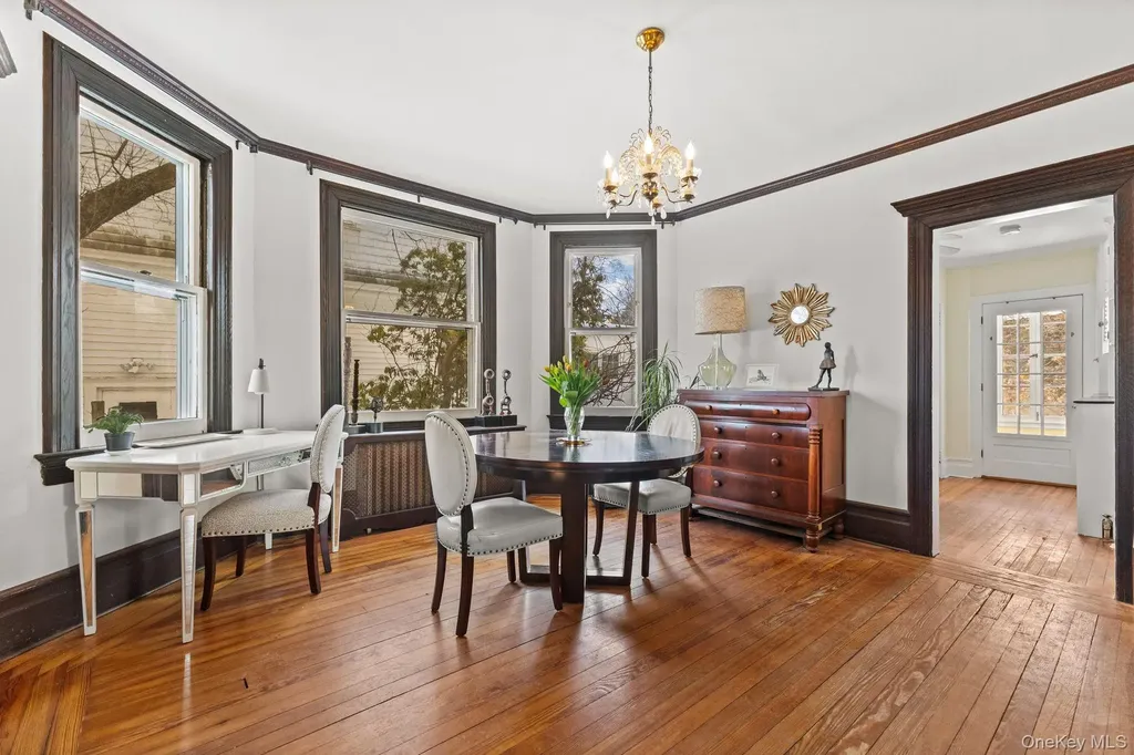 57 Gard Avenue Bronxville NY 10708