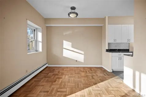 80 E Hartsdale Avenue Hartsdale NY 10530
