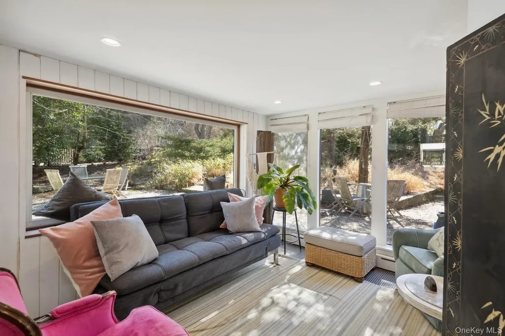 1 Burkeshire Drive Sag Harbor NY 11963