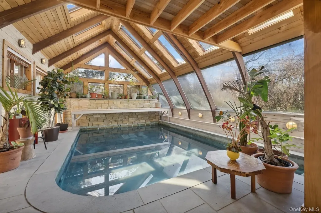 1 Burkeshire Drive Sag Harbor NY 11963