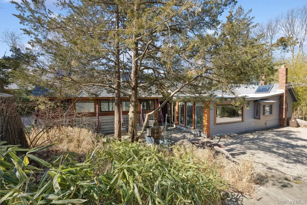 1 Burkeshire Drive Sag Harbor NY 11963