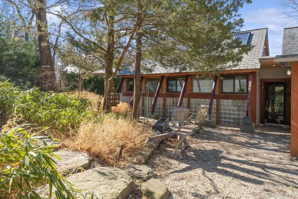1 Burkeshire Drive Sag Harbor NY 11963