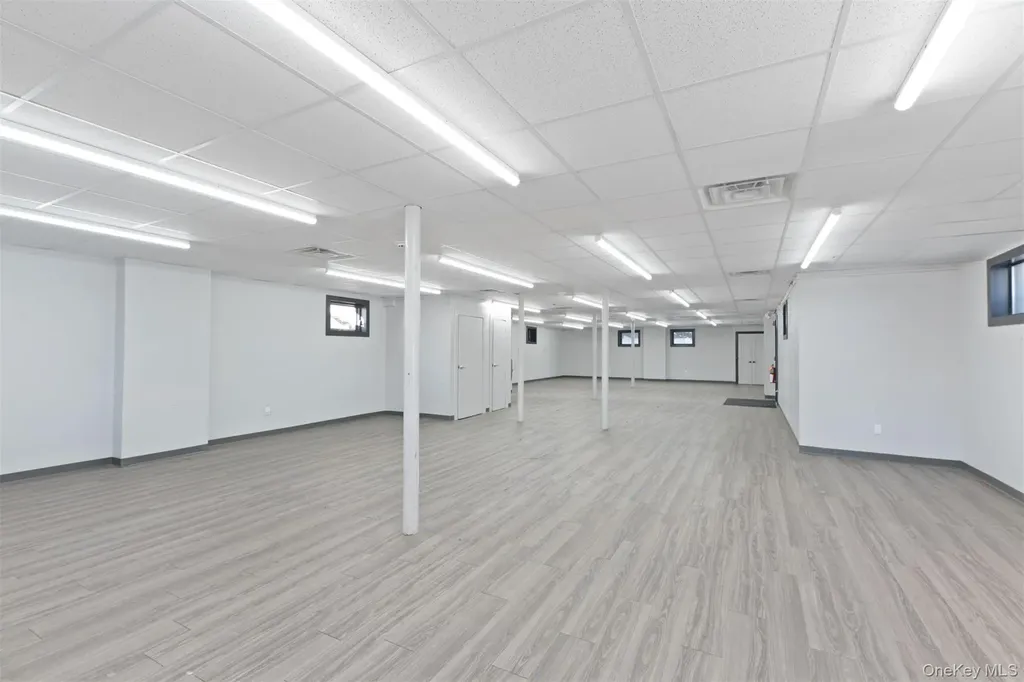 127 Route 59 Monsey NY 10952