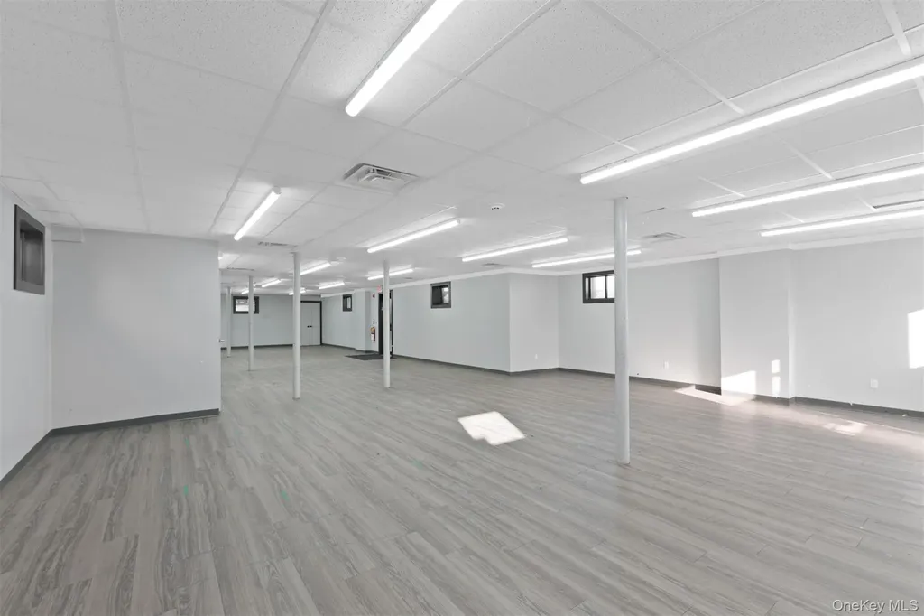 127 Route 59 Monsey NY 10952