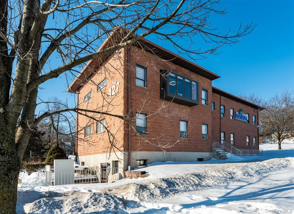 127 Route 59 Monsey NY 10952