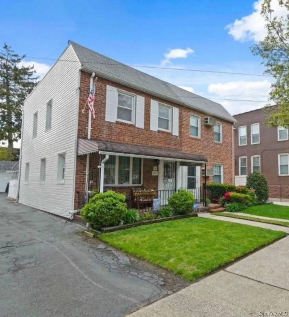 77-17 85th Street Glendale NY 11385