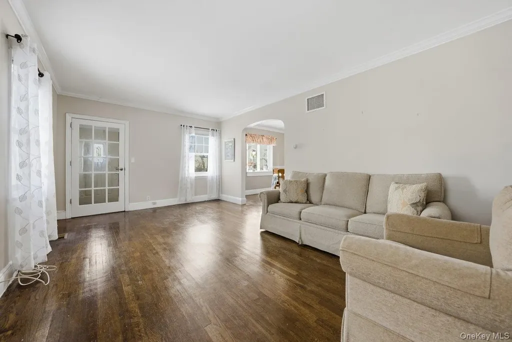 238 Kimball Terrace Yonkers NY 10704