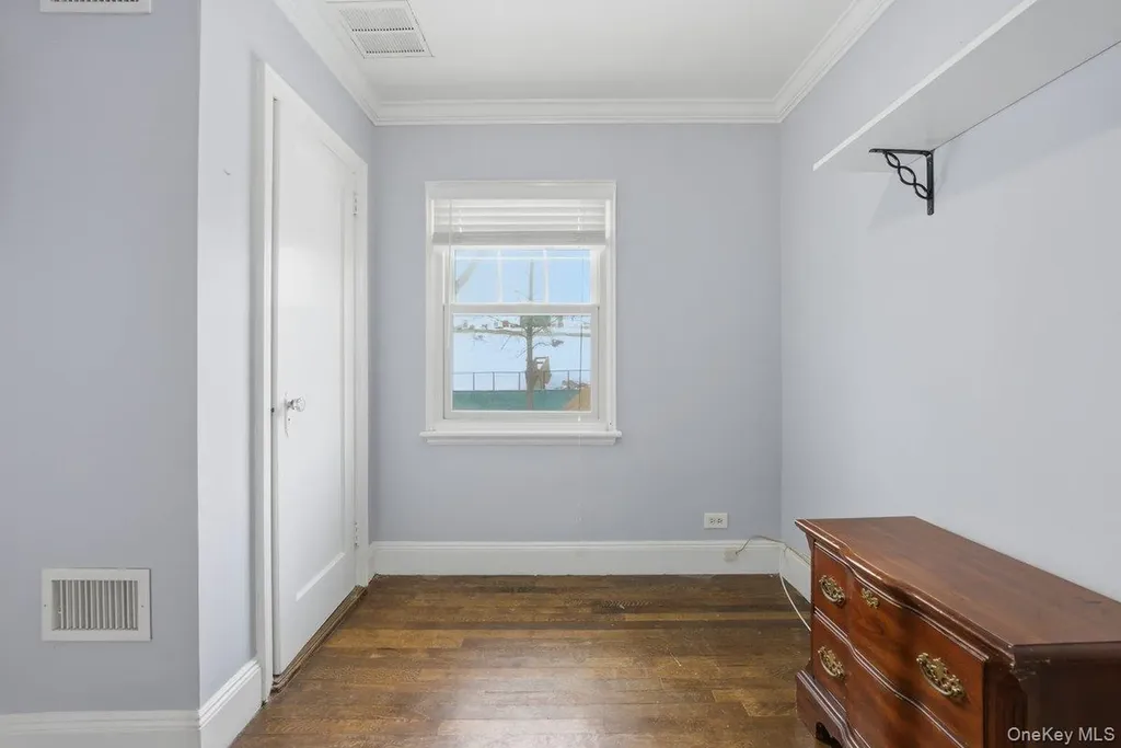238 Kimball Terrace Yonkers NY 10704