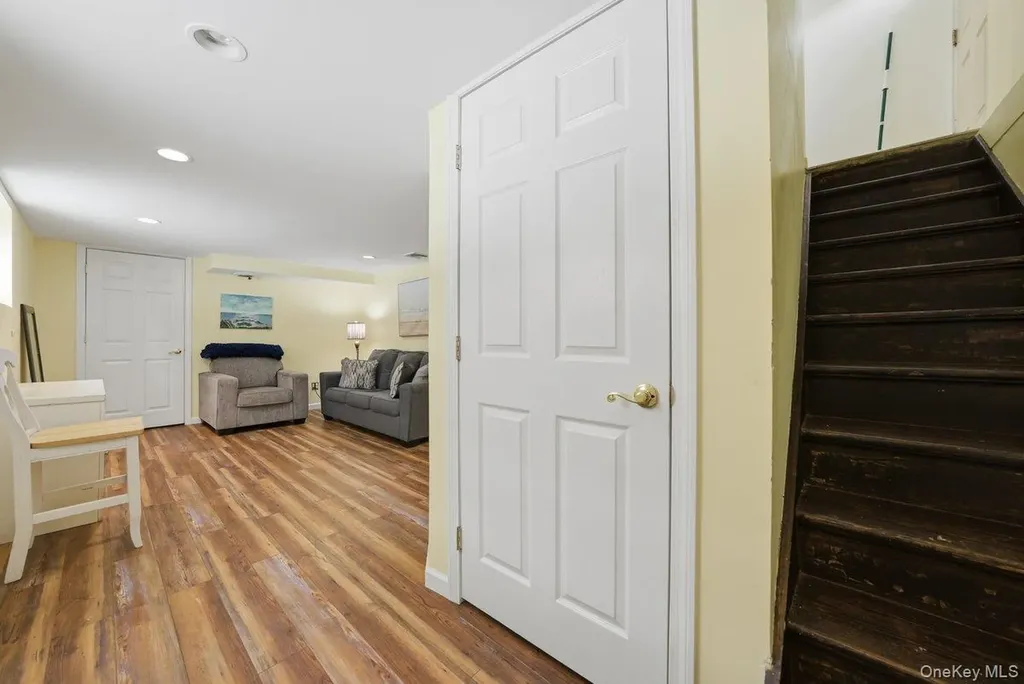 238 Kimball Terrace Yonkers NY 10704
