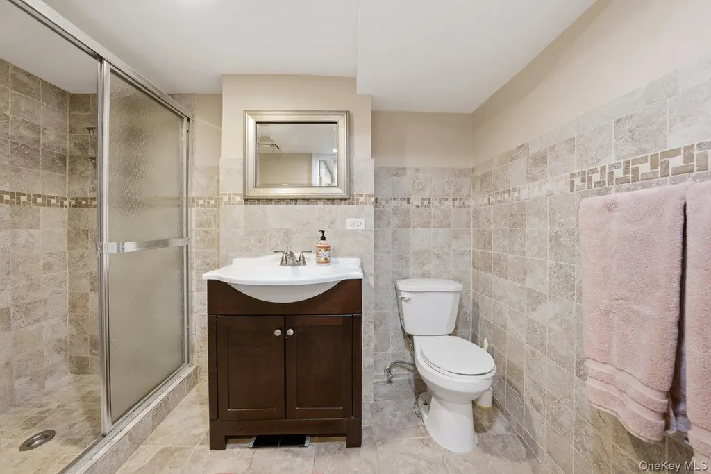 238 Kimball Terrace Yonkers NY 10704