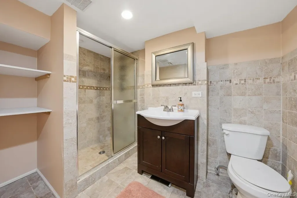 238 Kimball Terrace Yonkers NY 10704