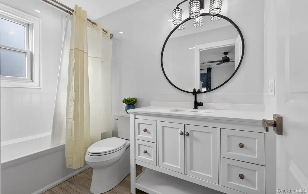 85 Pengon Circle East Meadow NY 11554