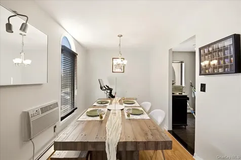 14 Granada Crescent White Plains NY 10603