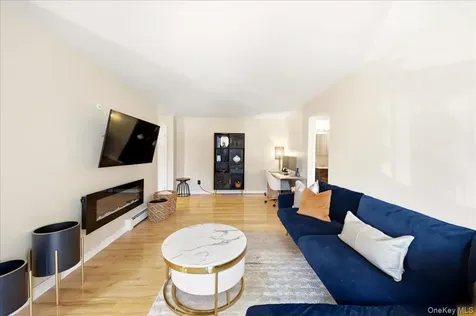 14 Granada Crescent White Plains NY 10603