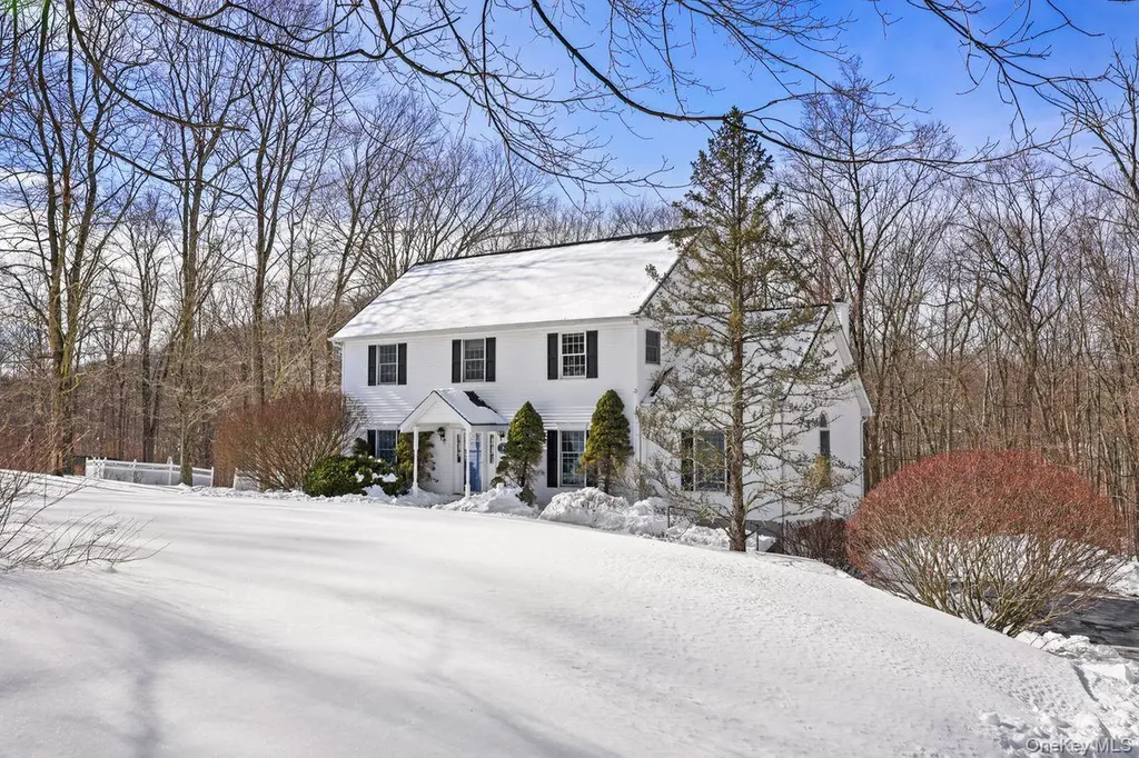 10 Jennifer Lane Carmel NY 10512