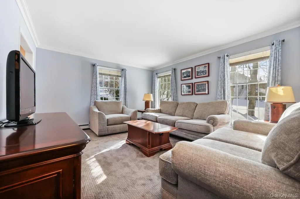 10 Jennifer Lane Carmel NY 10512