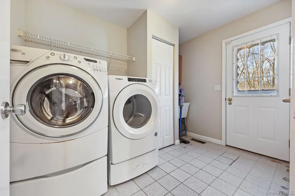 10 Jennifer Lane Carmel NY 10512