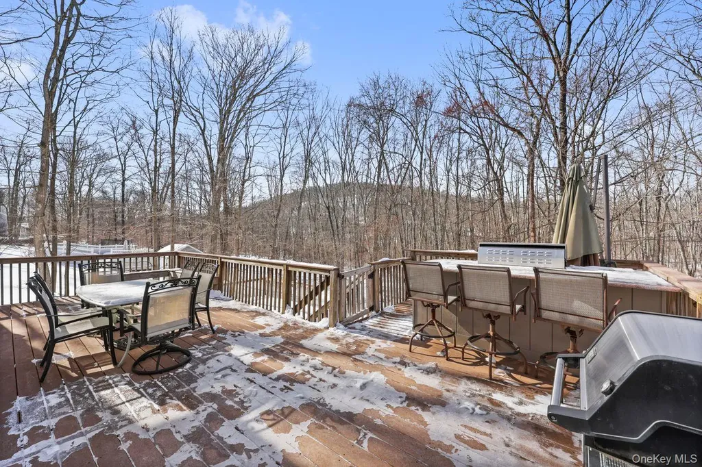 10 Jennifer Lane Carmel NY 10512