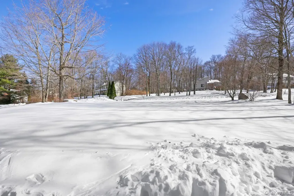10 Jennifer Lane Carmel NY 10512