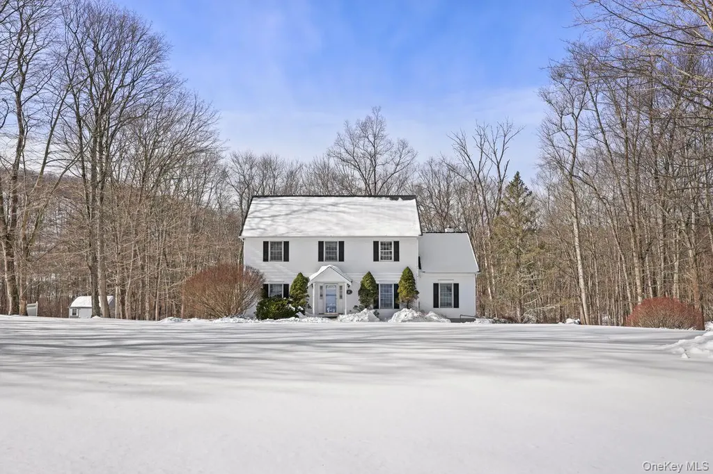 10 Jennifer Lane Carmel NY 10512