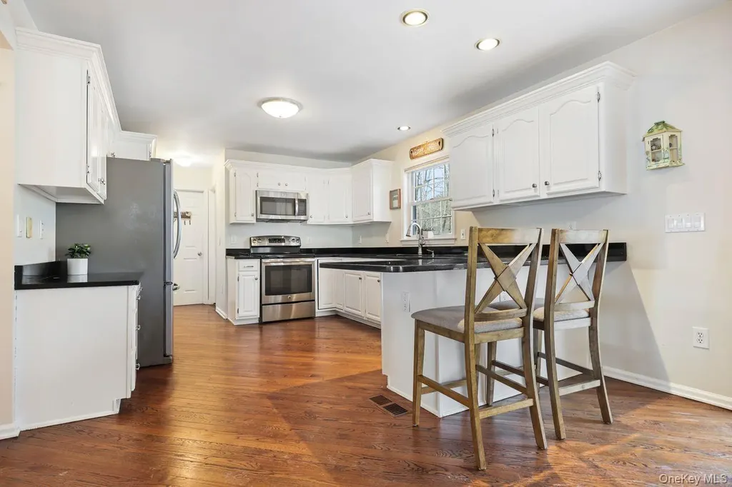 10 Jennifer Lane Carmel NY 10512