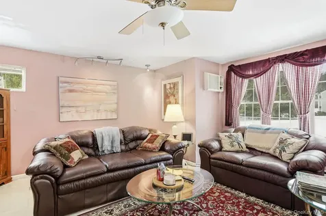 1003 Holly Stream Court Brewster NY 10509