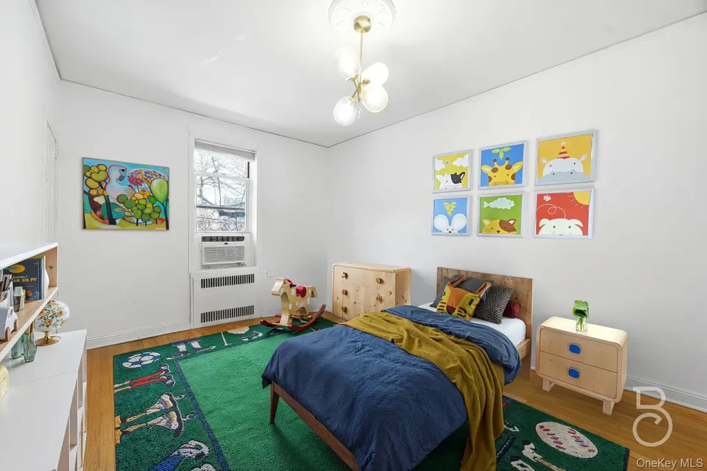 76-12 35th Avenue Jackson Heights NY 11372
