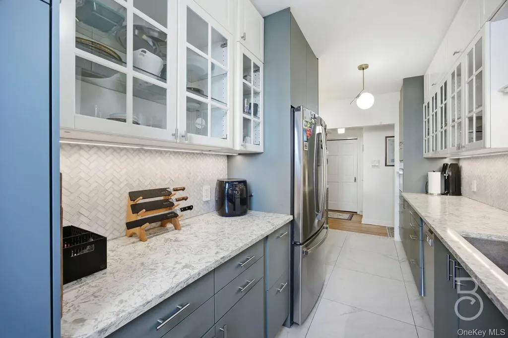 76-12 35th Avenue Jackson Heights NY 11372