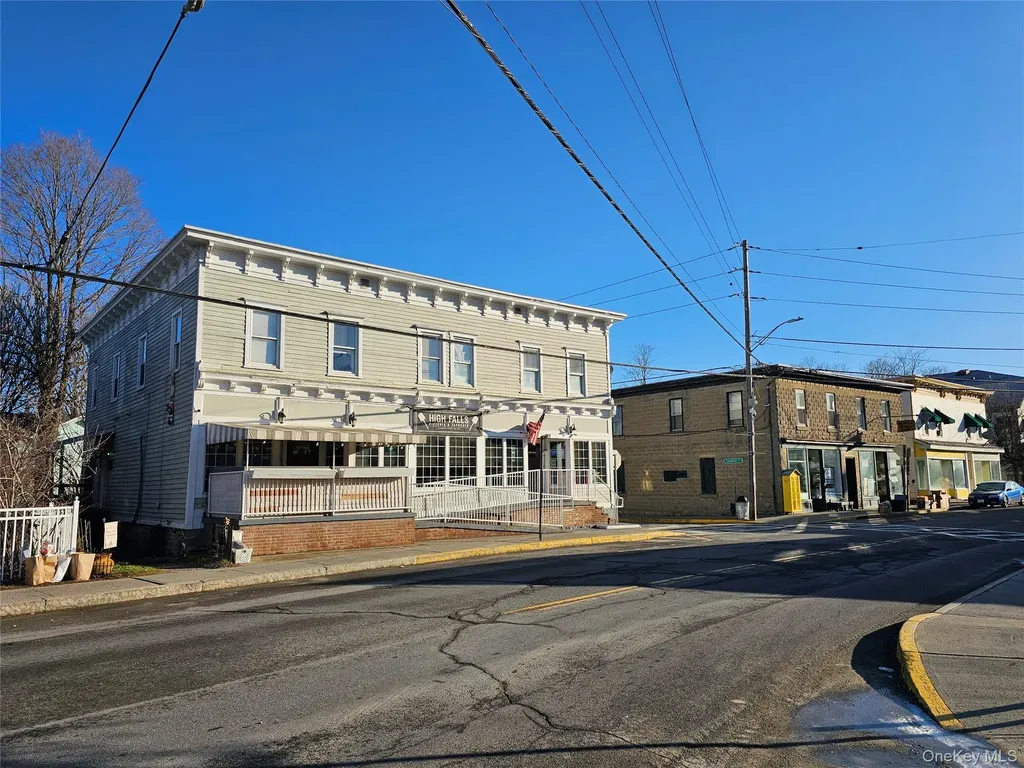 94 Main Street Claverack NY 12565