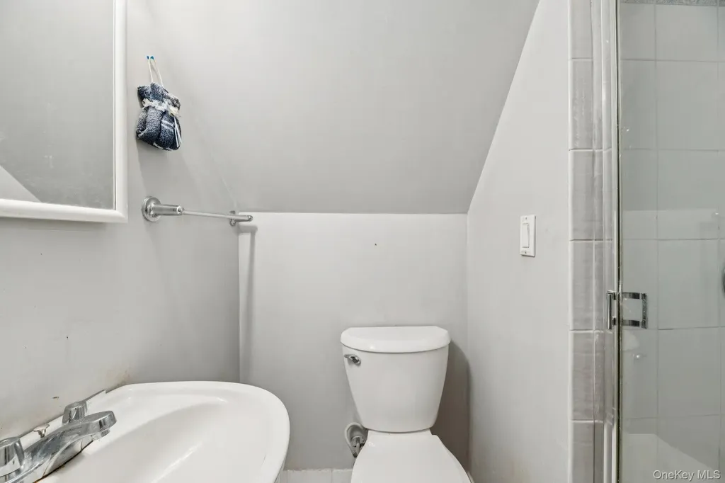 56 Jester Lane Levittown NY 11756