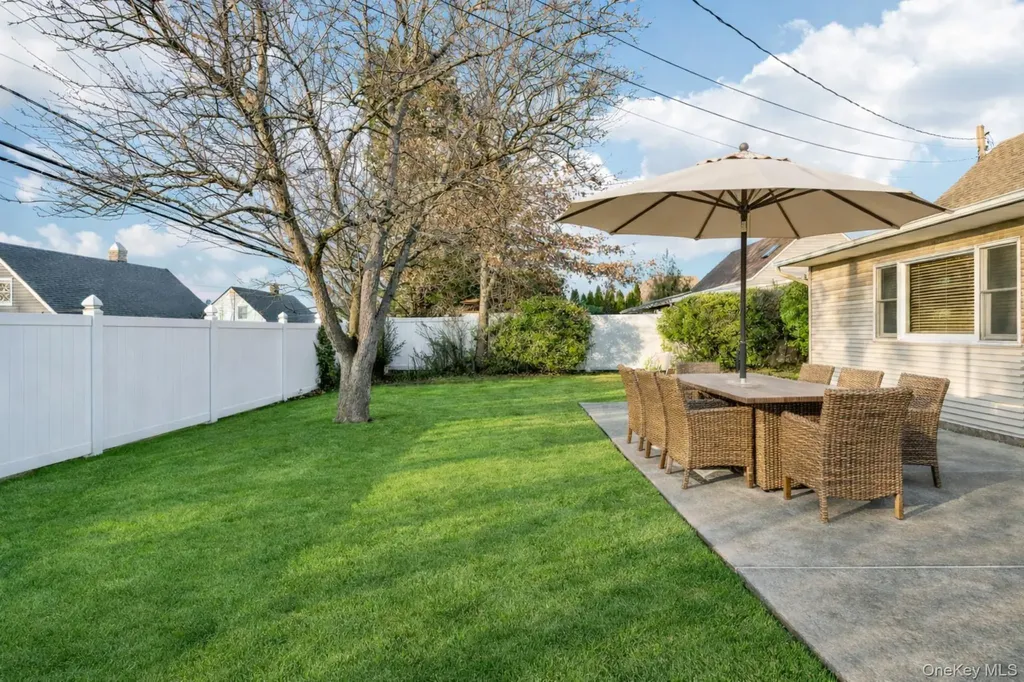 56 Jester Lane Levittown NY 11756