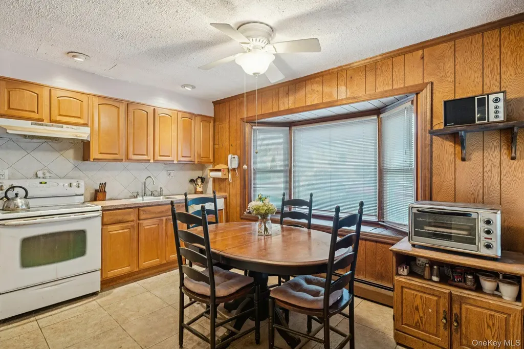 56 Jester Lane Levittown NY 11756