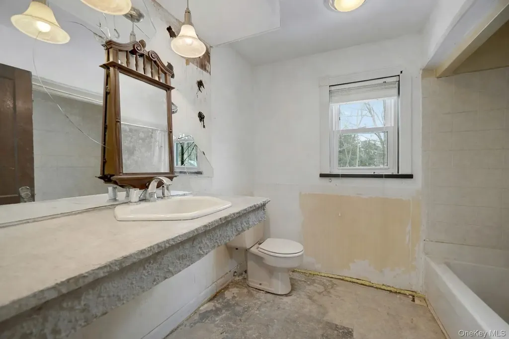 22 Orchard Street Suffern NY 10901