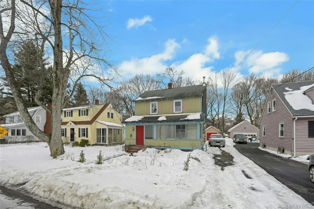 22 Orchard Street Suffern NY 10901